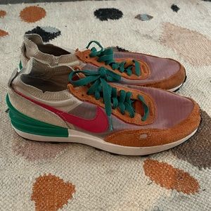Womens Nike waffle one